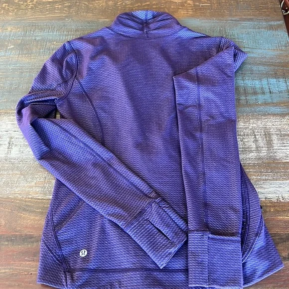 Lululemon jacket (thin) - Picture 2 of 2